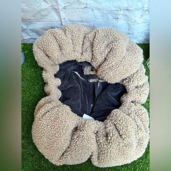 7AM CAR SEAT COCOON - TEDDY
$105
Oatmeal
One Size 0-12M - Picture 11 of 15